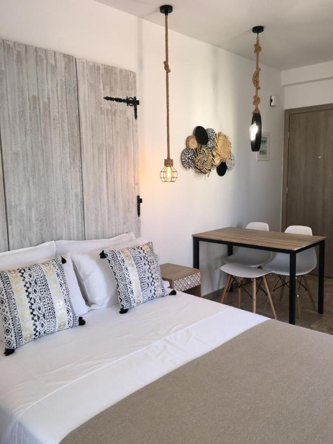 טולון Anastasia Luxury Suites 2 מראה חיצוני תמונה