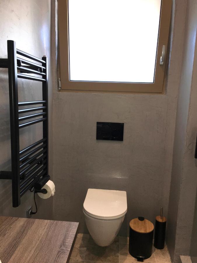 טולון Anastasia Luxury Suites 2 מראה חיצוני תמונה