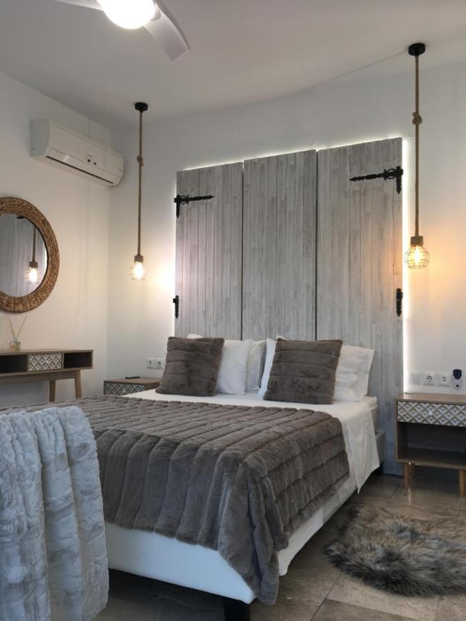 טולון Anastasia Luxury Suites 2 מראה חיצוני תמונה